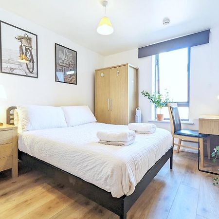 Guest Room In City Centre Near Key Attractions Liverpool Eksteriør billede