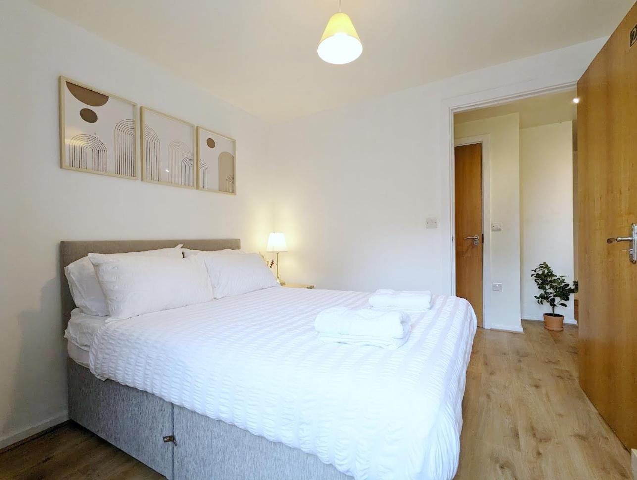 Guest Room In City Centre Near Key Attractions Liverpool Eksteriør billede